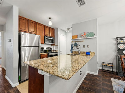 5343 Richmond Ave #30 Houston, TX 77056