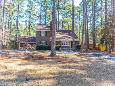 205 Canterbury Rd Southern Pines, NC 28387