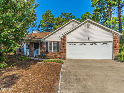 8 White Ct Pinehurst, NC 28374