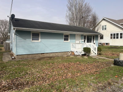 533 N Champaign St Bement, IL 61813