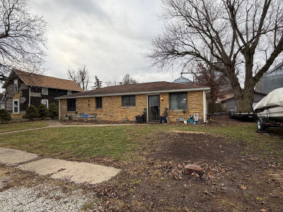 707 N Church St Thomasboro, IL 61878