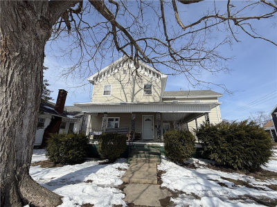 1021 Jefferson Ave Charleston, IL 61920