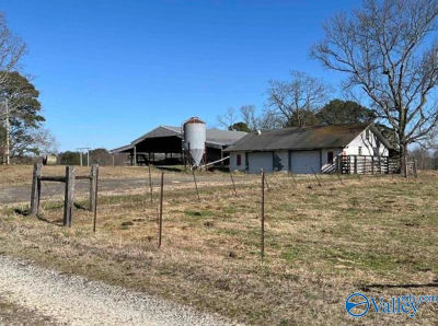 38.74 Walter Whitt Rd Boaz, AL 35956