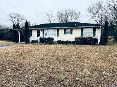 104 Guntersville Rd Arab, AL 35016