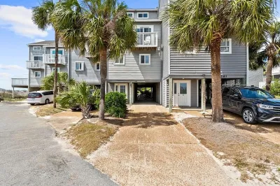 163 Sandpine Dr Port Saint Joe, FL 32456