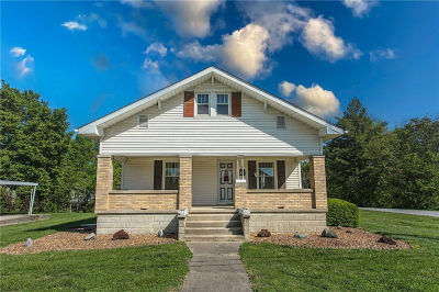 110 E Pleasant St Greenup, IL 62428