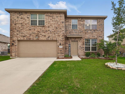 1305 Benwick Dr Van Alstyne, TX 75495