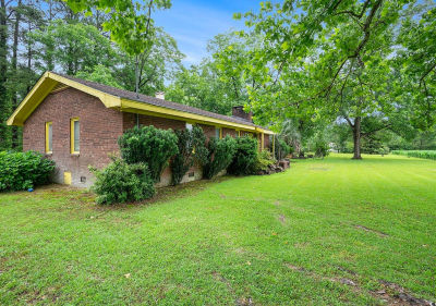 1731 Lee Ln Longs, SC 29568