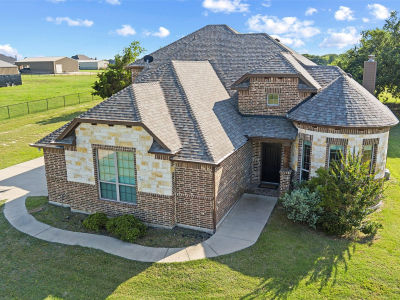 114 Taylor Ridge Dr Waxahachie, TX 75167