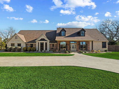1546 Bluff Springs Rd Ferris, TX 75125