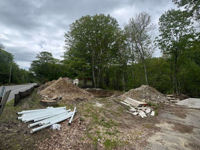 335 Raymond Rd Chester, NH 03036