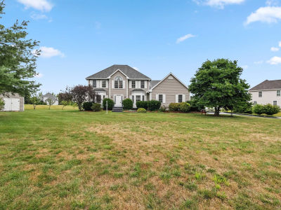 1 Squire Armour Rd Windham, NH 03087