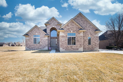 35825 Windridge Drive, New Baltimore, MI, USA