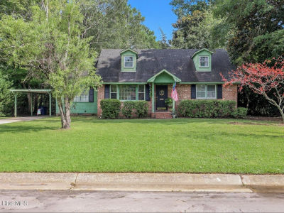 806 Smallwood Dr Jacksonville, NC 28540