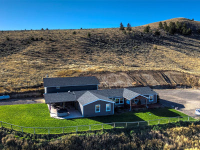 843 Mystic Horse Ln Corvallis, MT 59828