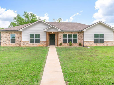1024 Monte Carlo Grand Saline, TX 75140