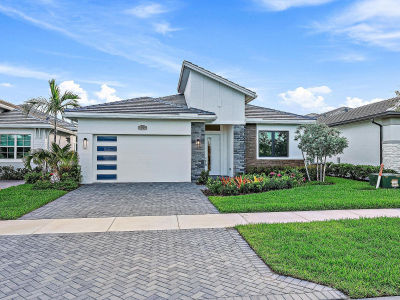 13129 SW Shinnecock Dr Port Saint Lucie, FL 34987