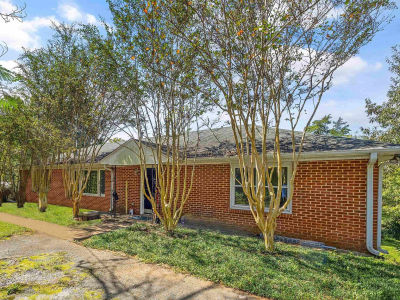 606 Bell Factory Rd Huntsville, AL 35811