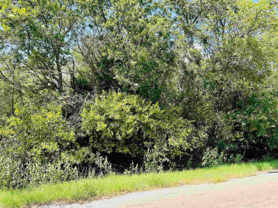 128 Cottonwood Rd Wichita Falls, TX 76301