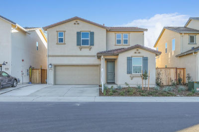 8122 Tino Way Elk Grove, CA 95757