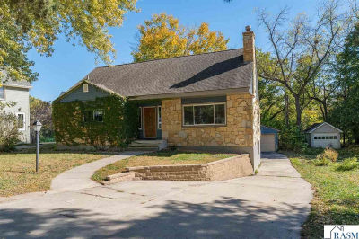 7 Dellview Ln Mankato, MN 56001