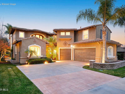 796 Sterling Hills Dr Camarillo, CA 93010