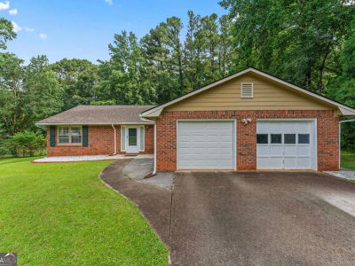 1738 Sherry Ln Jonesboro, GA 30236