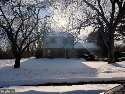 2092 Hawthorne Ln Hatfield, PA 19440