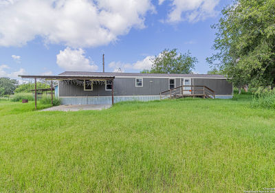 18065 County Road 163 Elmendorf, TX 78112