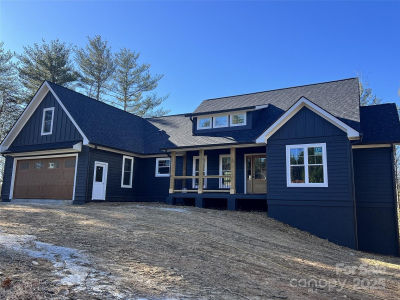 111 Laura Trce Hendersonville, NC 28792