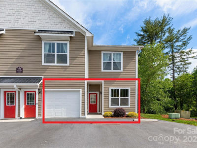 138 Foxden Dr #102 Fletcher, NC 28732