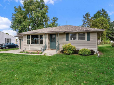 944 Fond Du Lac Ave Sheboygan Falls, WI 53085