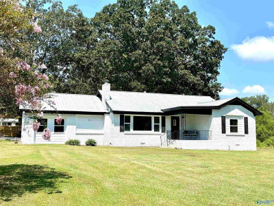 771 Anderson Rd Gadsden, AL 35901
