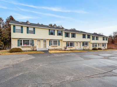 91 Western Ave APT 3 Biddeford, ME 04005