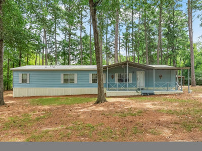 121 Woolworth Rd Stonewall, LA 71078