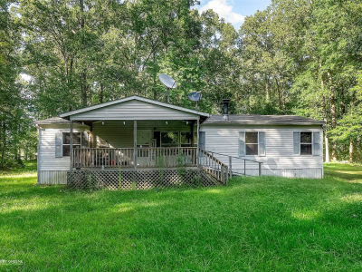 243 N Cloverleaf Dr Haughton, LA 71037