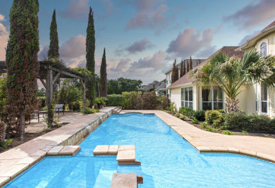 18207 Branson Falls, San Antonio, TX, USA