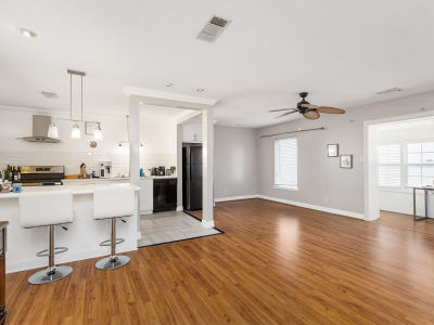 2824 Briarhurst Dr APT 14 Houston, TX 77057