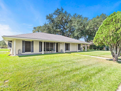 101 University Pl Eunice, LA 70535