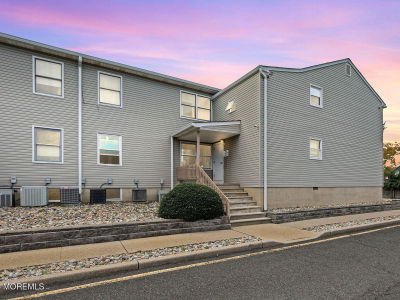 213 Main St APT 18 Keansburg, NJ 07734