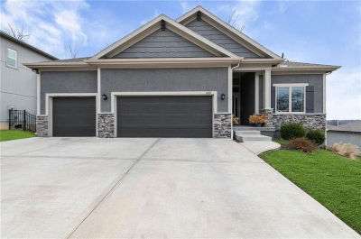 1605 NW 59th St Kansas City, MO 64118