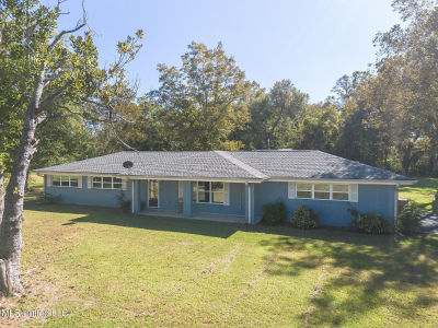 13074 John Rd Gulfport, MS 39503