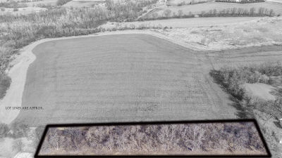 1600 Patricia Dr West Bend, WI 53090