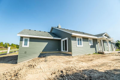W206N16182 Stonebrook Dr Jackson, WI 53037