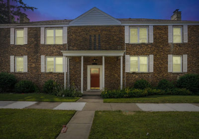 3608 Jackson St Bellwood, IL 60104