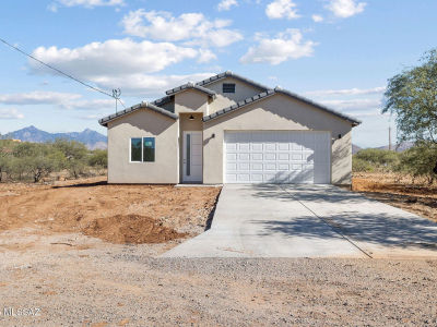 1853 Calle Virginia Rio Rico, AZ 85648