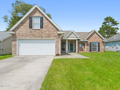 18026 Cypress Pointe Dr Gulfport, MS 39503