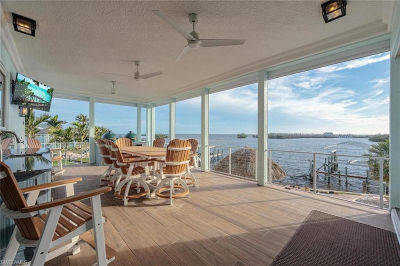 3807 San Carlos Dr Saint James City, FL 33956