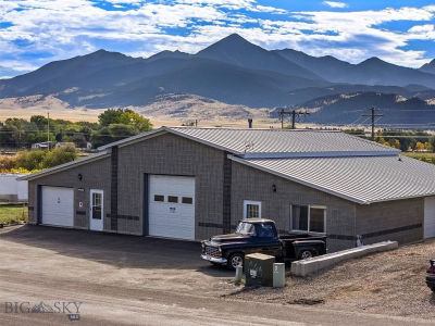 1801 Sun Ave Livingston, MT 59047