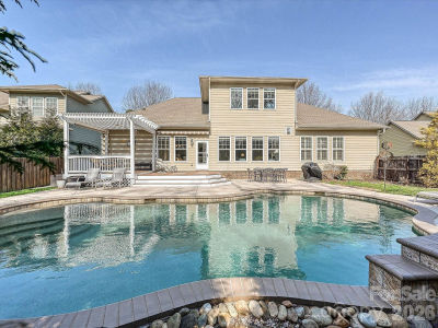 10434 Donahue Dr Huntersville, NC 28078